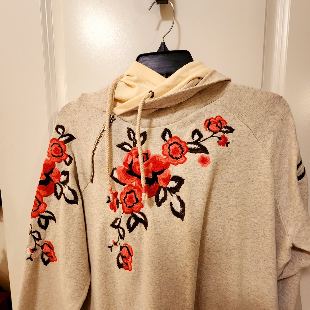 Ampersand hoodie